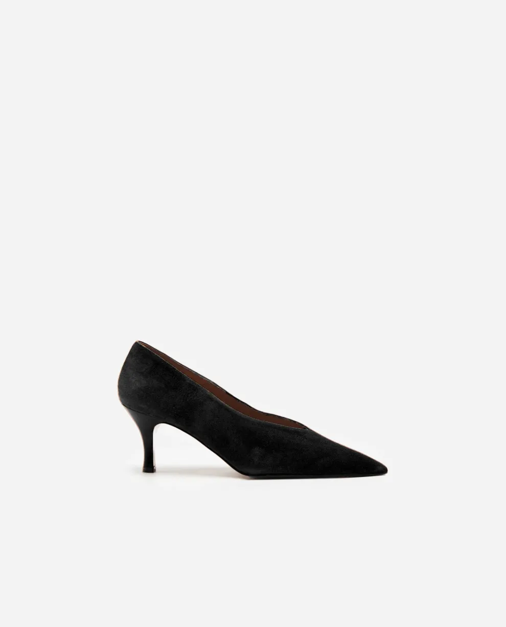 Flattered - Fabienne suede