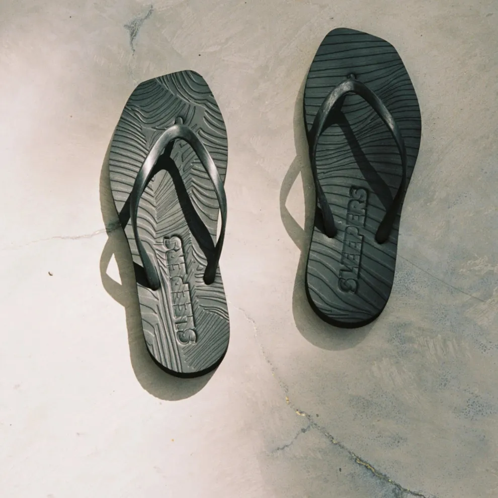 Sleepers - Tapered Flip-flops