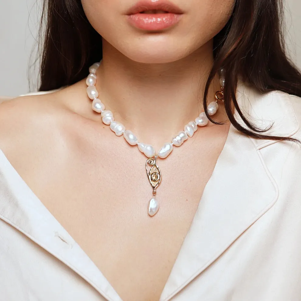 Two Lions - Ines Baroque Parle Dorée