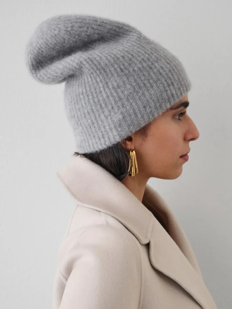 White + Warren - Cashmere Plush Rib Beanie